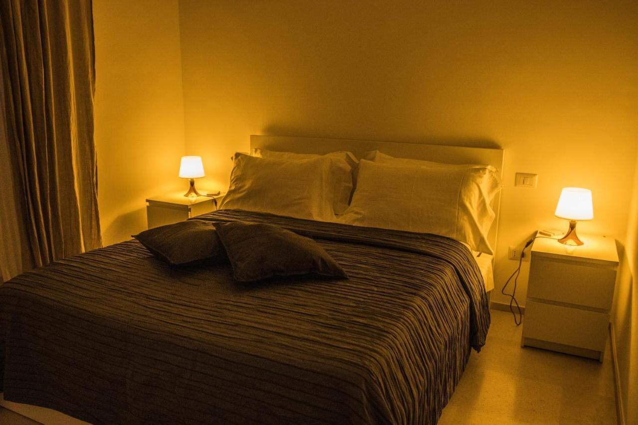 B&B Colonna - Mole Sua Stat Altamura Bagian luar foto