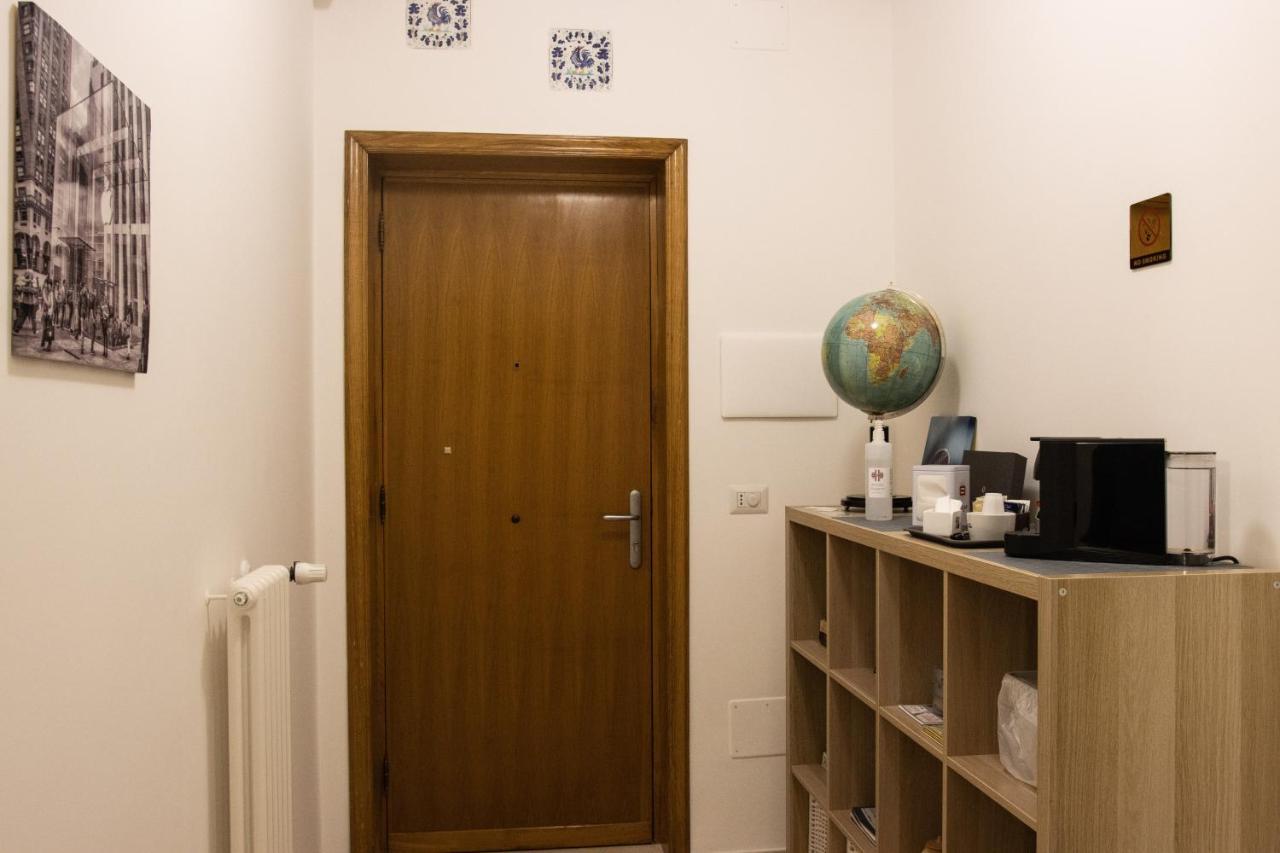 B&B Colonna - Mole Sua Stat Altamura Bagian luar foto